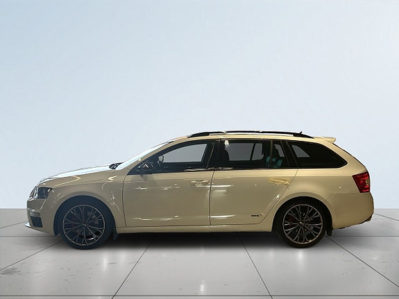 Skoda Octavia 4 of 5