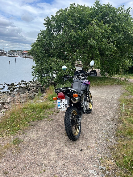 Honda NX650 Dominator 4 of 5
