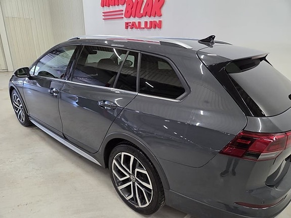 Volkswagen Golf I 9 of 10
