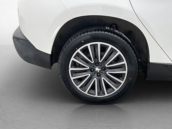 Peugeot 2008 27 of 28