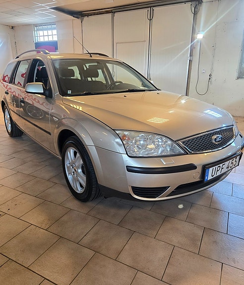 Ford Mondeo 2 of 5
