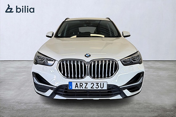 BMW X1 2 of 5