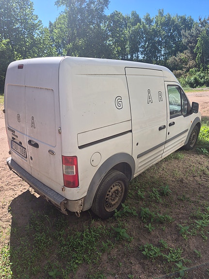 Ford Transit Connect 3 of 5