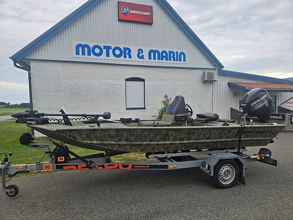 Tracker 1648 MVX