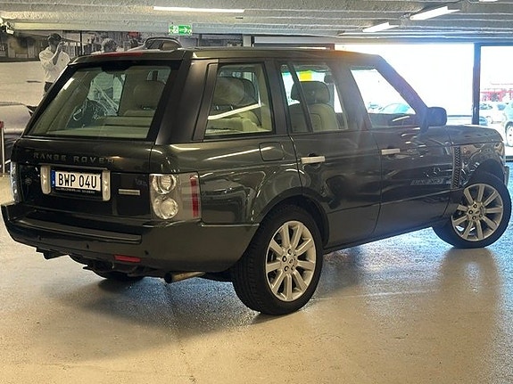 Land Rover Range Rover 7 of 30