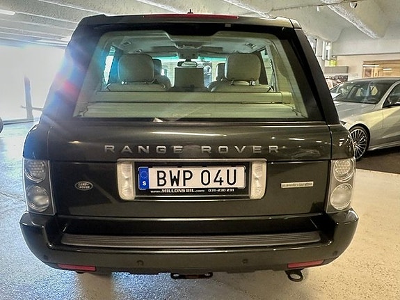 Land Rover Range Rover 11 of 30