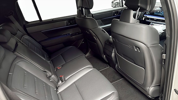 Hyundai Santa Fe 5 of 12