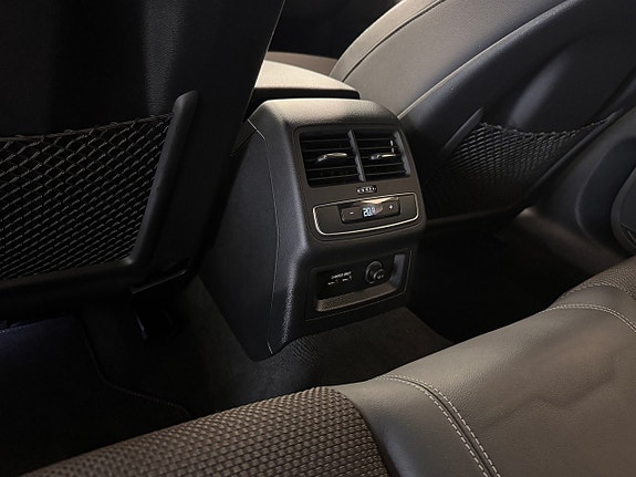 Audi A4 13 of 19