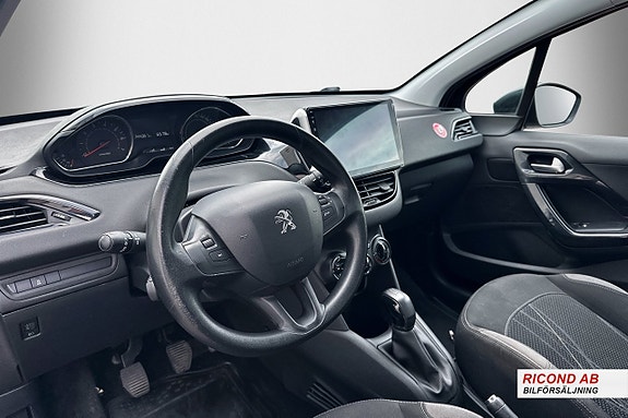 Peugeot 208 14 of 16