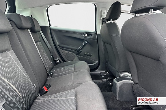 Peugeot 208 16 of 16
