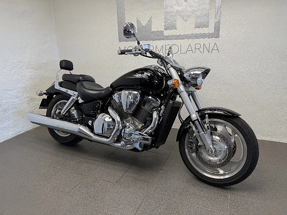 Honda VTX1800C 861 mil 2 of 13