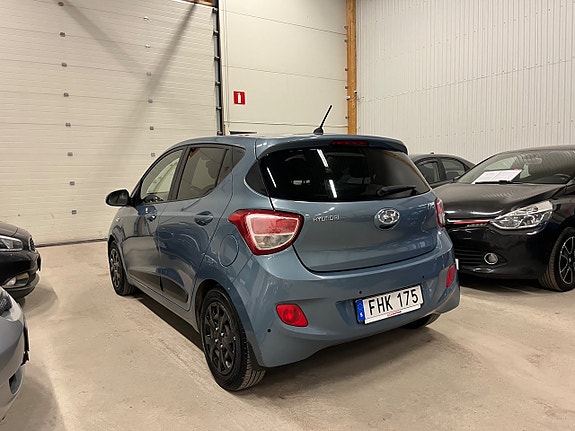Hyundai i10 6 of 15