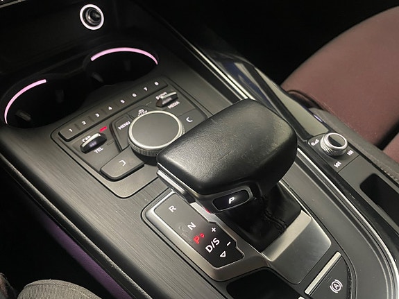 Audi A4 10 of 10