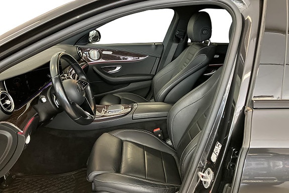 Mercedes-Benz E220 7 of 26