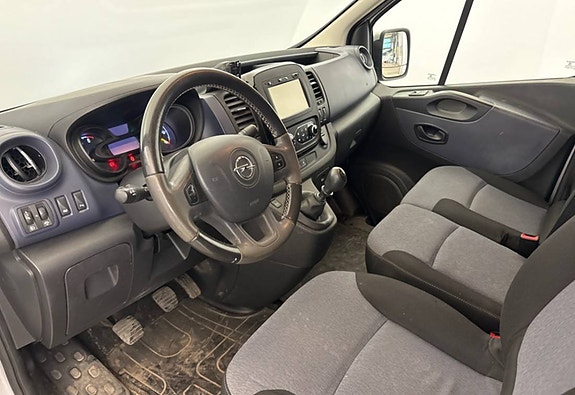 Opel Vivaro 3 of 5