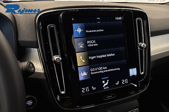 Volvo XC40 15 of 24