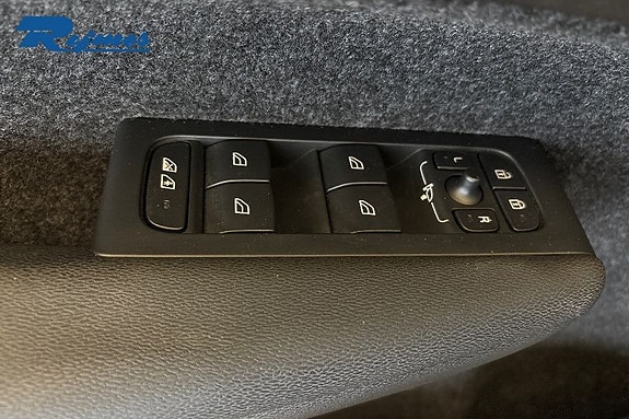 Volvo XC40 19 of 24