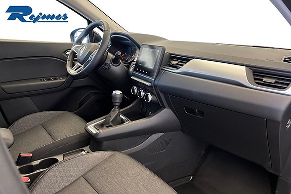 Renault Captur 5 of 5