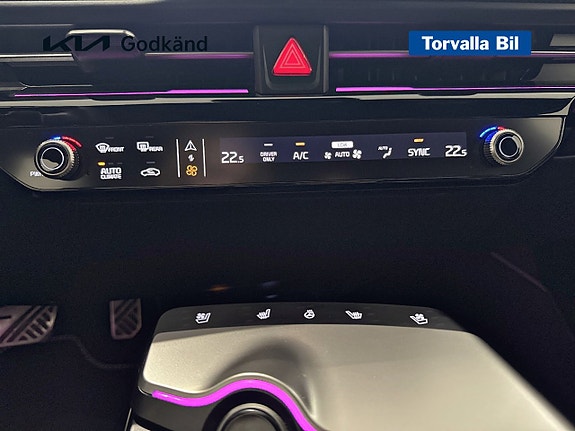 Kia EV6 14 of 15
