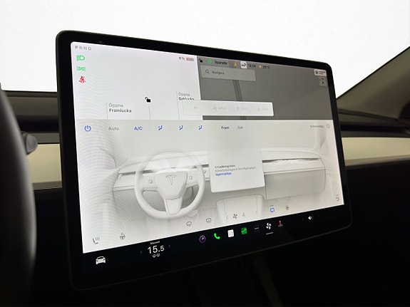 Tesla Model Y 25 of 30