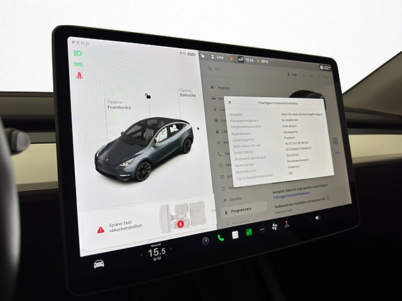 Tesla Model Y 26 of 30