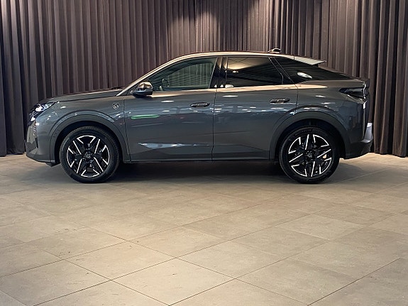 Peugeot 3008 3 of 5