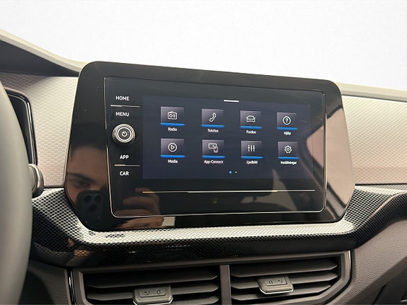 Volkswagen T-Cross 19 of 29