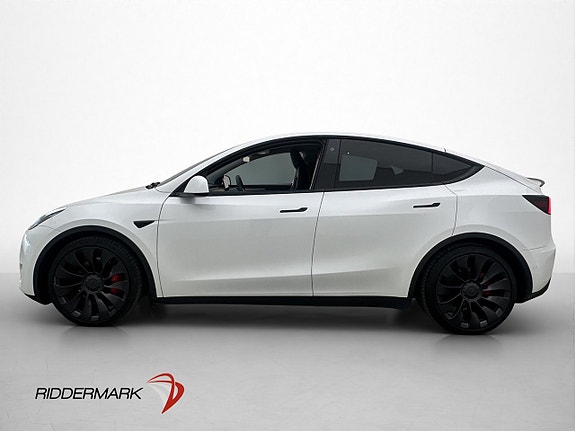 Tesla Model Y 5 of 5