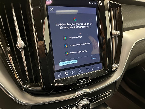Volvo XC60 18 of 24