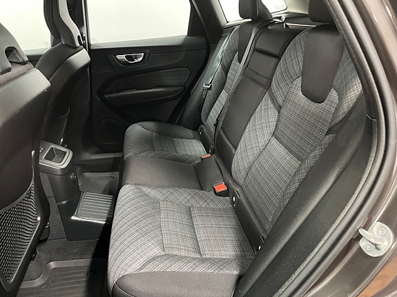 Volvo XC60 24 of 24