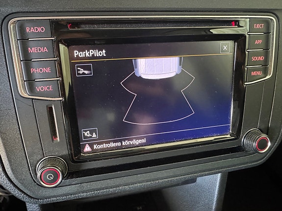 Volkswagen Caddy Maxi 13 of 15