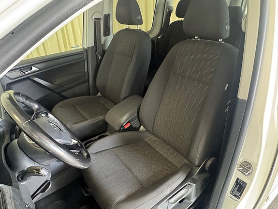 Volkswagen Caddy Maxi 7 of 15