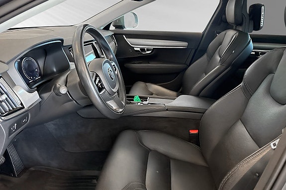 Volvo V90 Cross Country 7 of 30