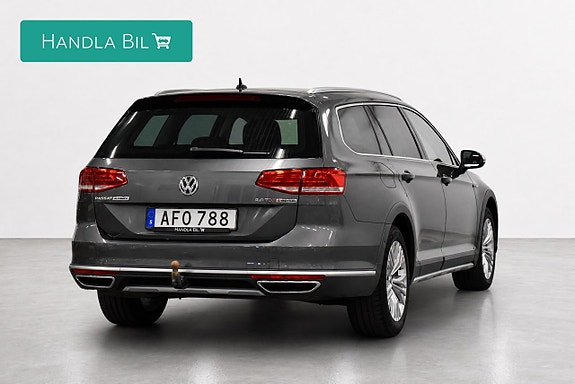 Volkswagen Passat Alltrack 5 of 20