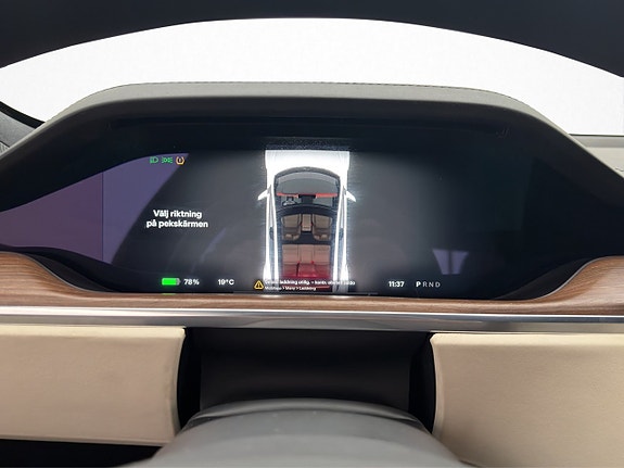 Tesla Model S 15 of 30