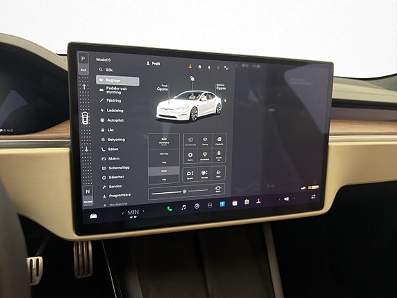 Tesla Model S 19 of 30