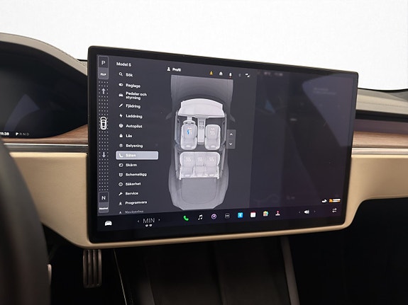 Tesla Model S 28 of 30