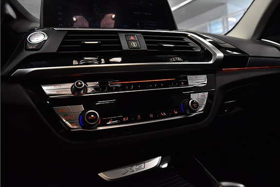 BMW X3 20 of 22