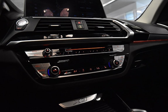 BMW X3 20 of 22
