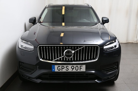 Volvo XC90 5 of 30