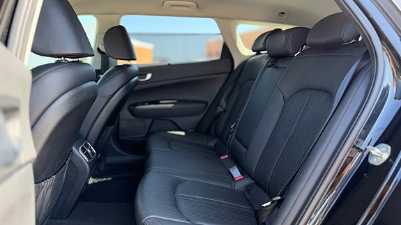 Kia Optima 11 of 21