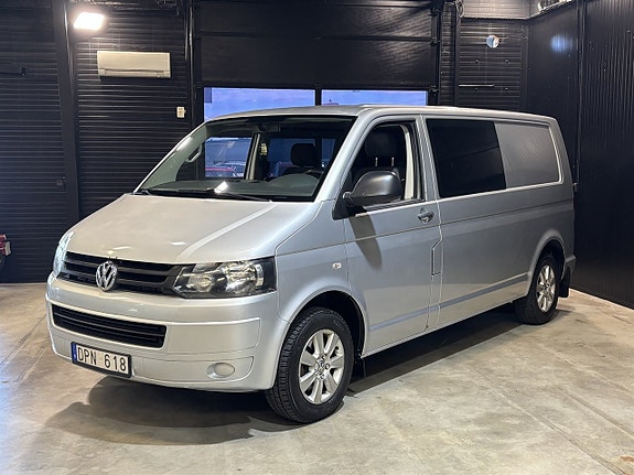 Volkswagen Transporter 3 of 5
