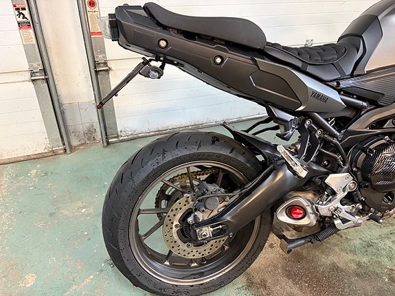 Yamaha MT-09 ABS (Tracer 900) 3 of 5