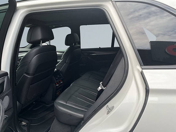BMW X5 13 of 18