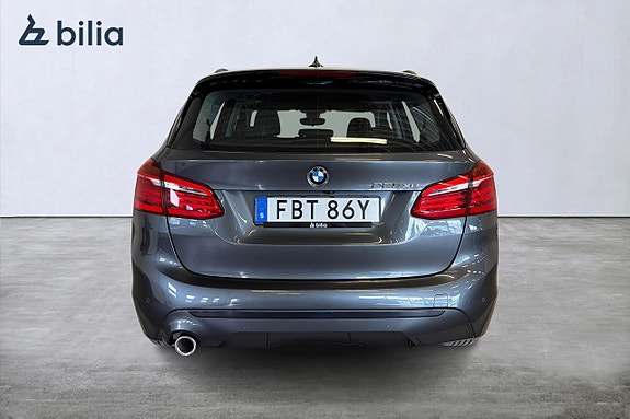 BMW 225xe 6 of 25
