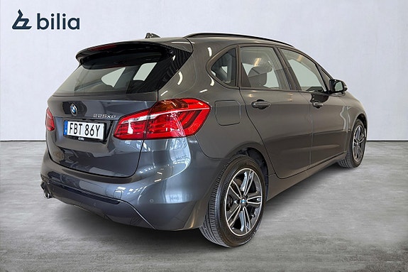 BMW 225xe 7 of 25