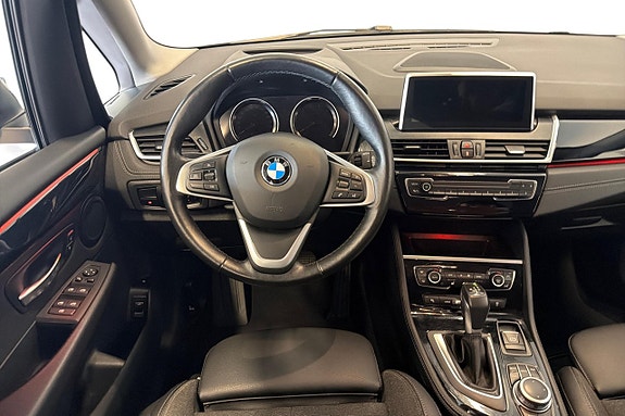 BMW 225xe 12 of 25