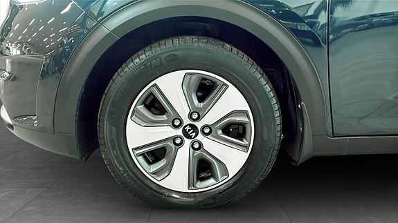 Kia Niro 9 of 17