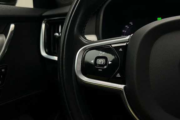 Volvo V90 26 of 28