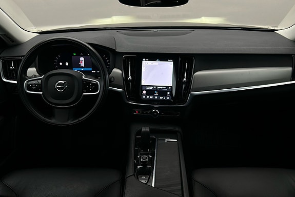 Volvo V90 6 of 28